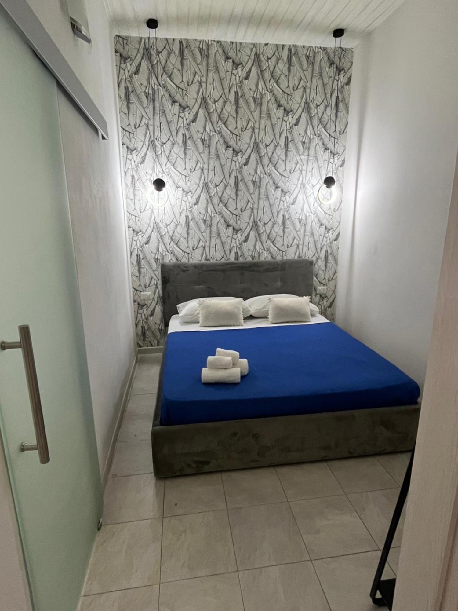 B&B Regina Rooms アヴォラ エクステリア 写真